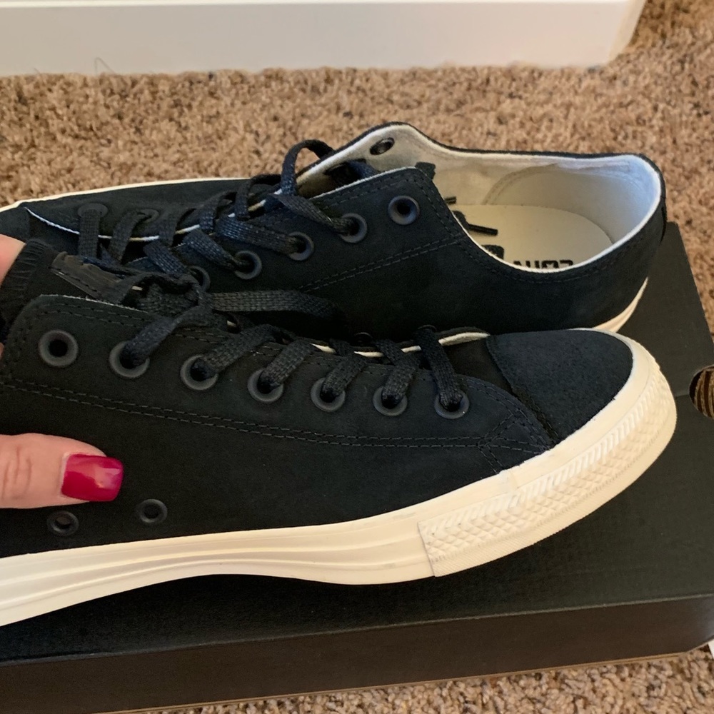 Men’s Converse Size 11 NWT